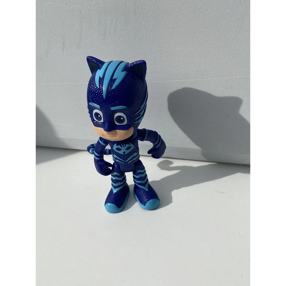PJ Masks Cat-Car Toy, Hero Vehicle with 2 CatBoy Action Figures, Loose, EUC